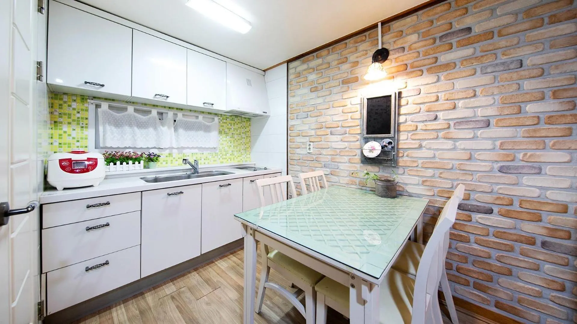 Ganghwa France Garden Pension Incheon Wisma tamu